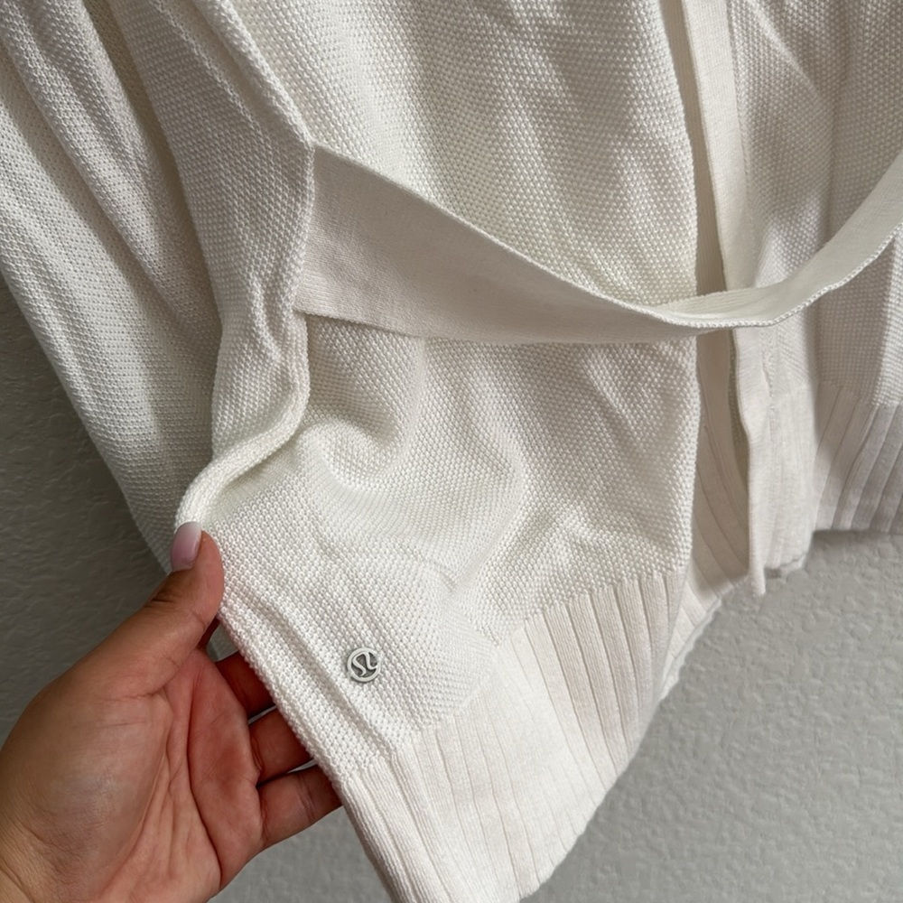 Lululemon Sincerely Yours White Sweater Size 8 - Picture 6 of 12